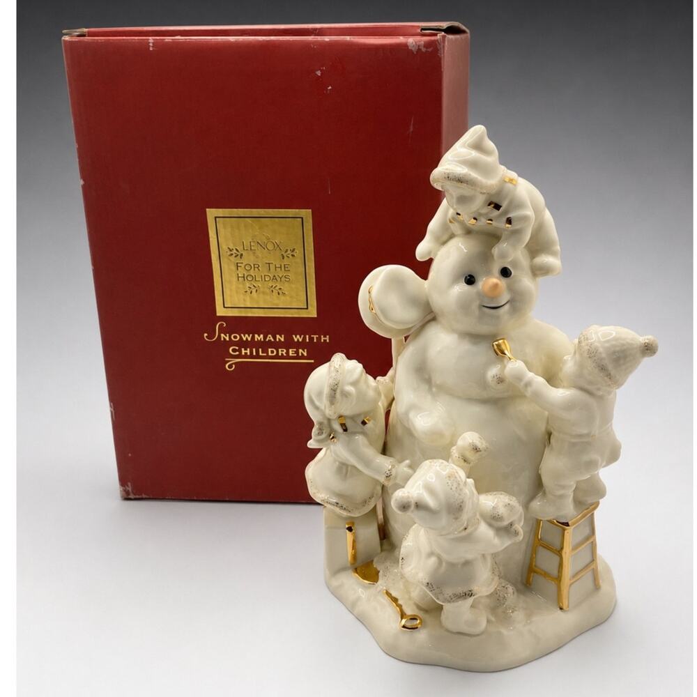 Lenox For The Holidays Snowman With Children Porcelain Figurine  Decor w/ Box
